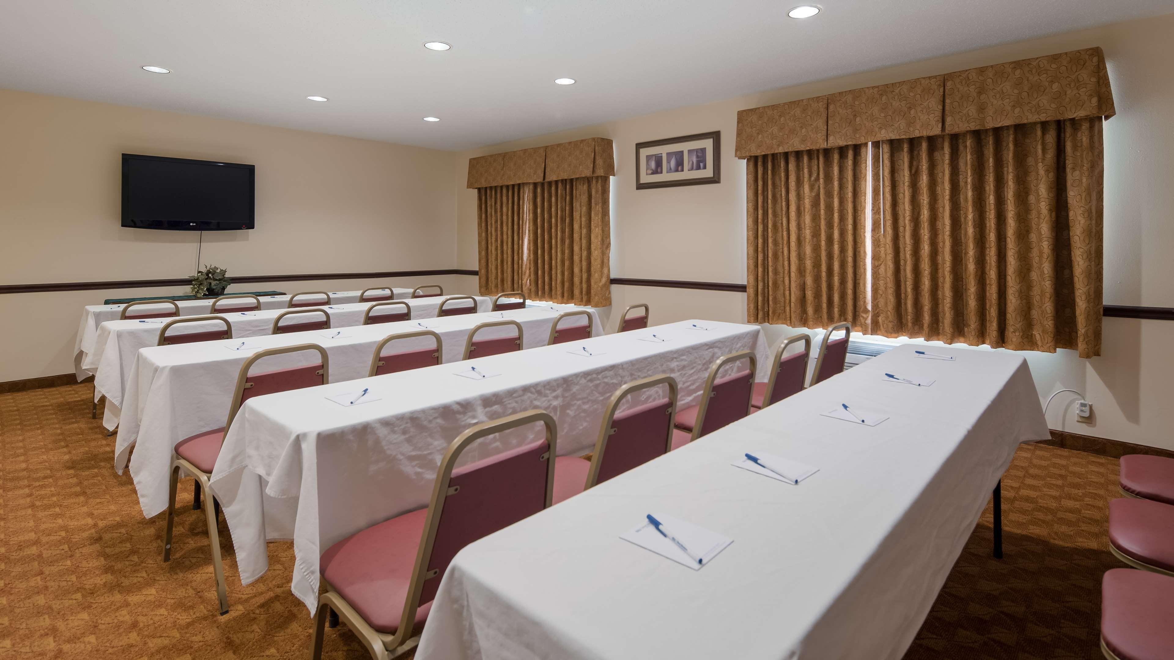 Best Western Lakewood Inn Hebron Eksteriør bilde
