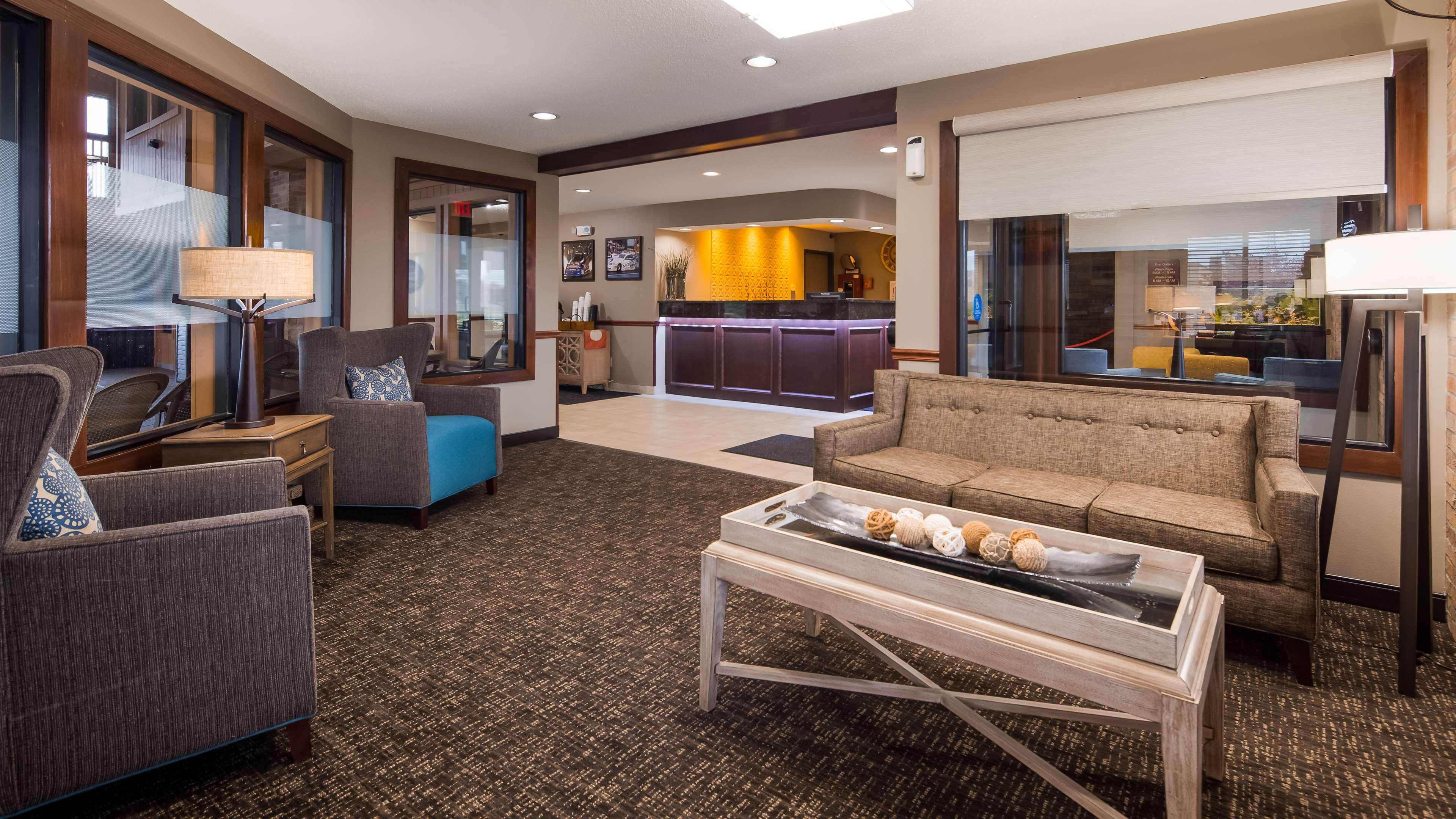 Best Western Lakewood Inn Hebron Eksteriør bilde