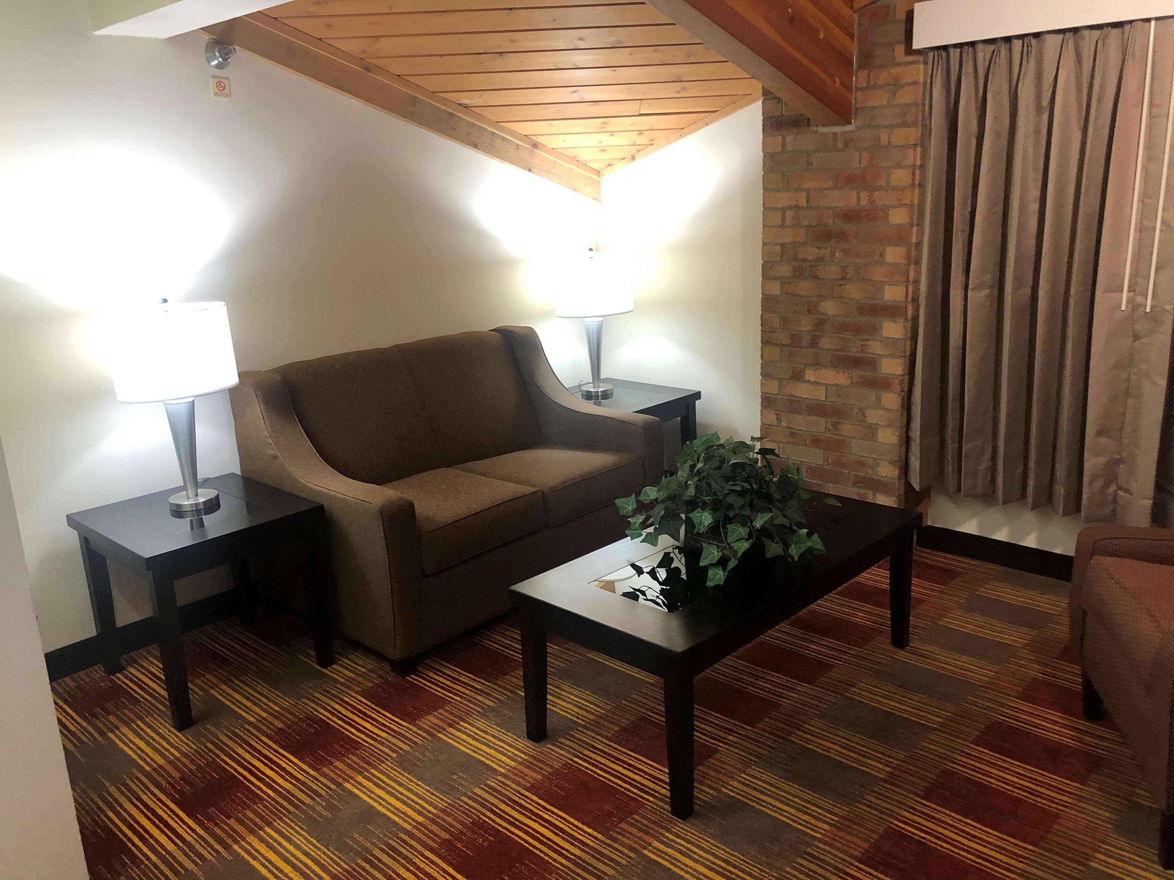 Best Western Lakewood Inn Hebron Eksteriør bilde