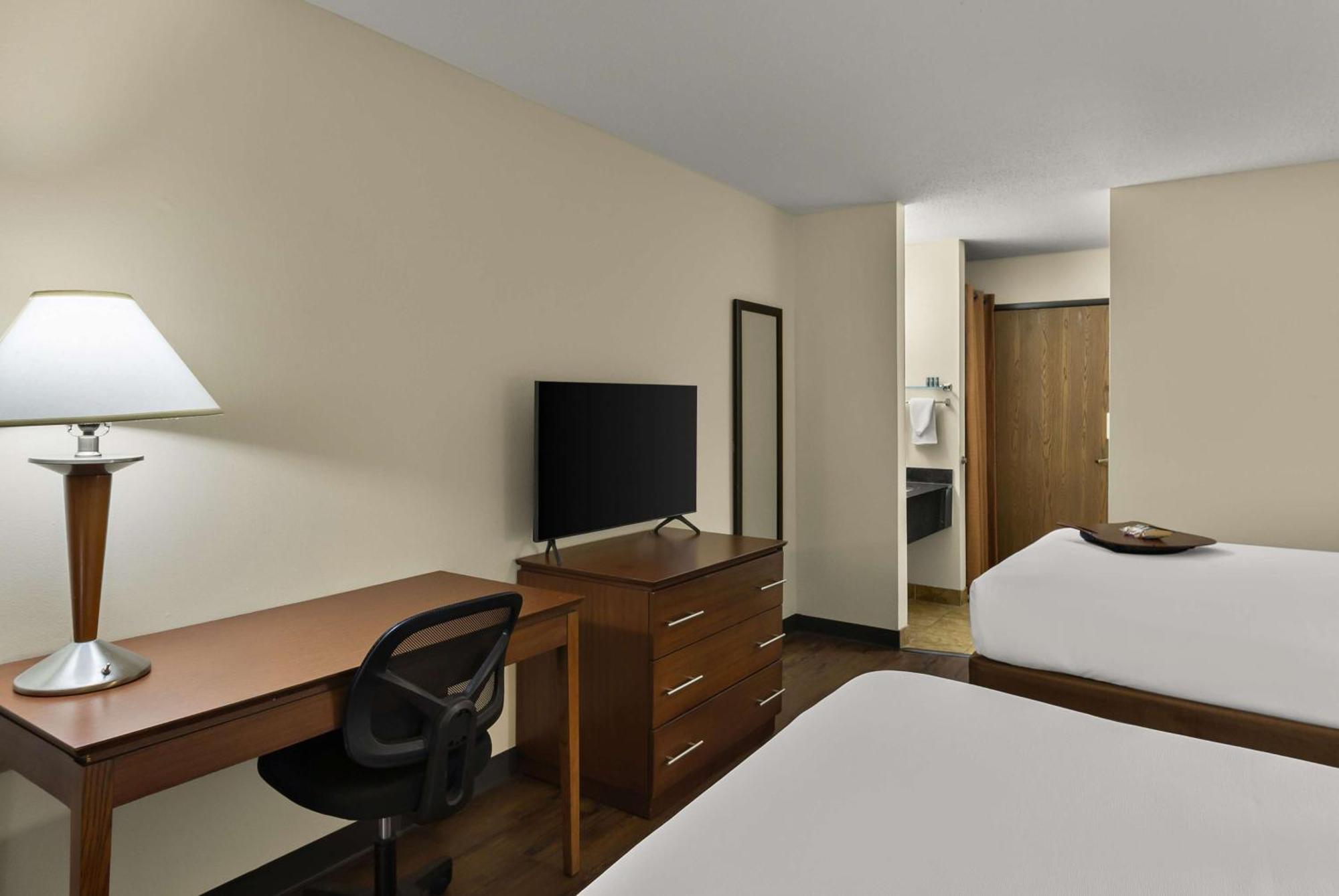 Best Western Lakewood Inn Hebron Eksteriør bilde