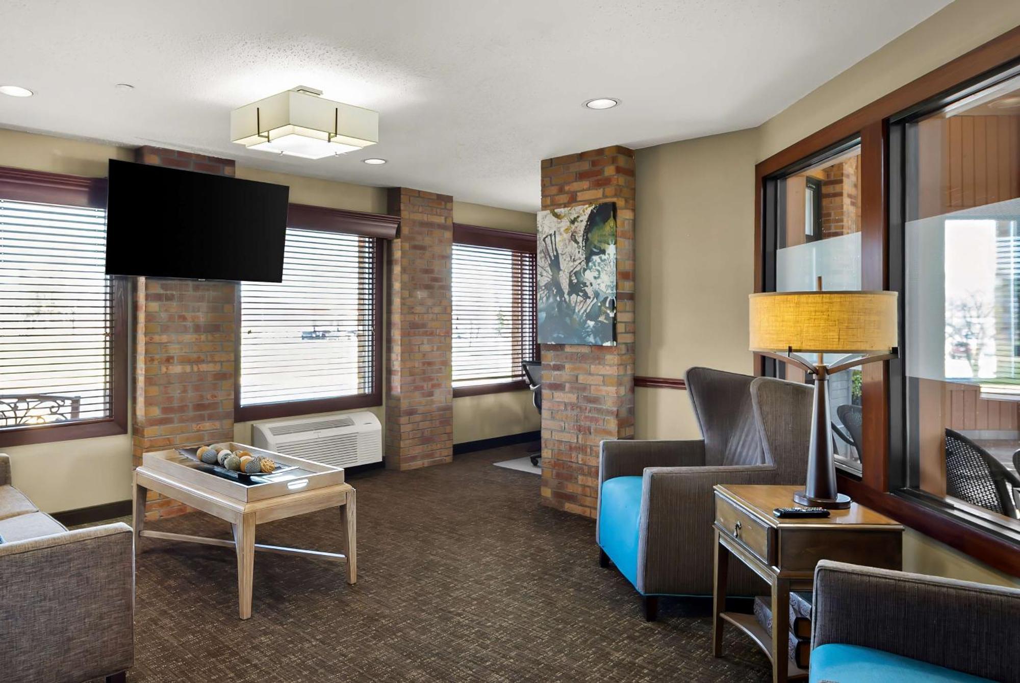 Best Western Lakewood Inn Hebron Eksteriør bilde